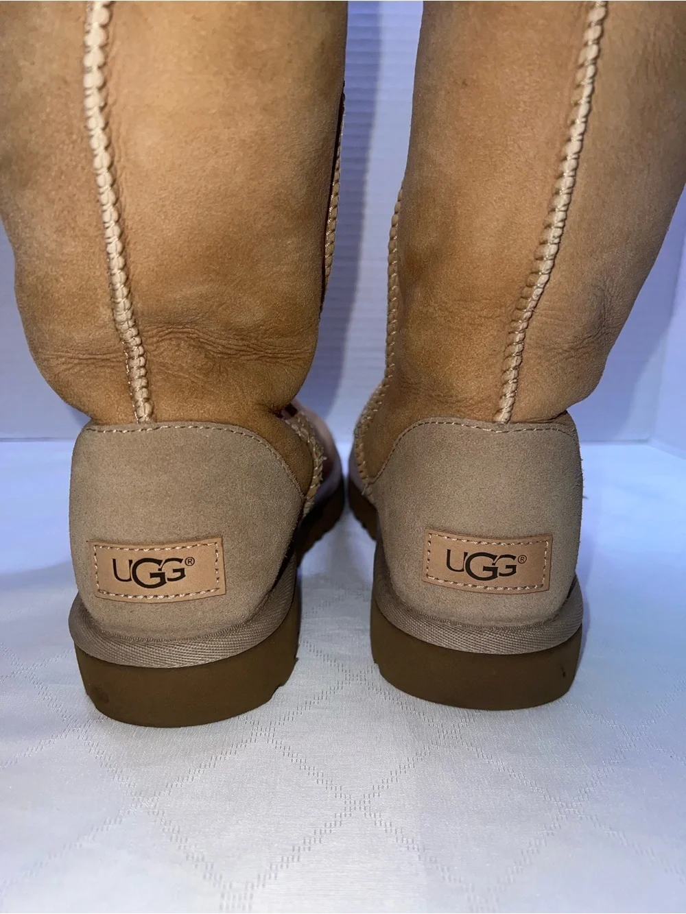Ugg Women's Classic Tall II Mid-Calf Suede Boot Size: 6